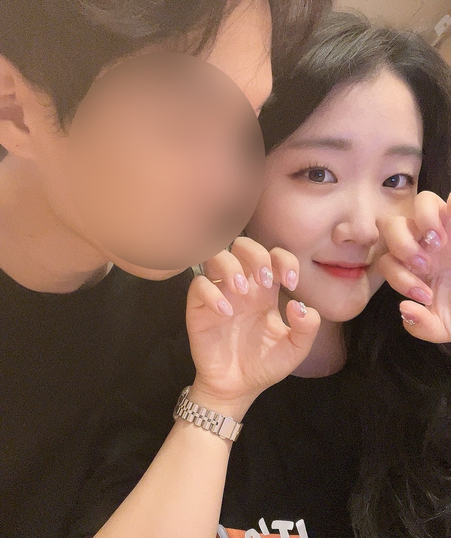 아우로라뷰티 이미지