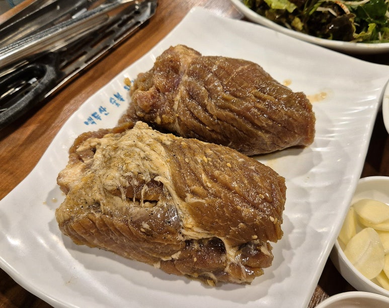 백두산숯불왕갈비 이미지