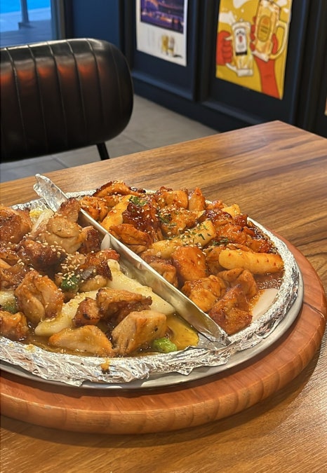 아우로라뷰티 이미지