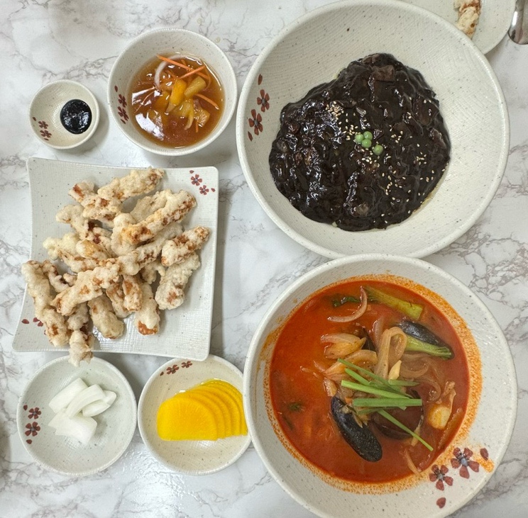 찐사골짬뽕 이미지