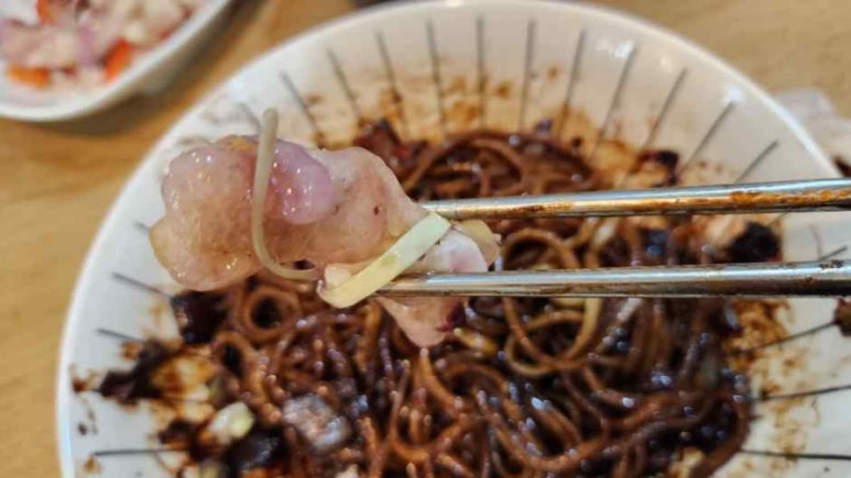 명품짜장 이미지
