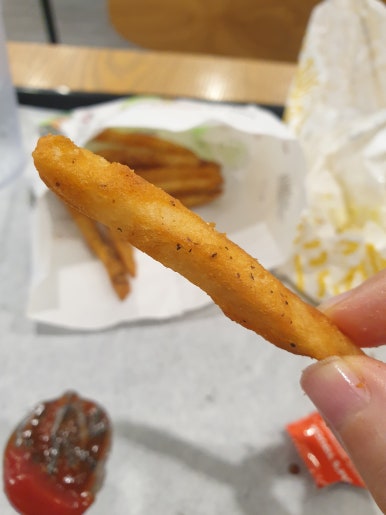 맘스터치마두역점 이미지