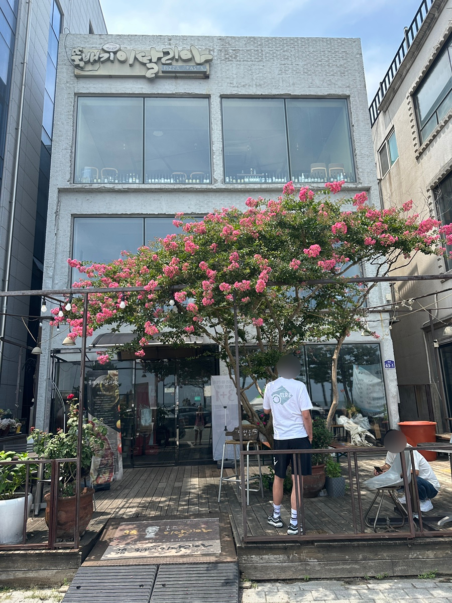 돌핀스모텔 이미지
