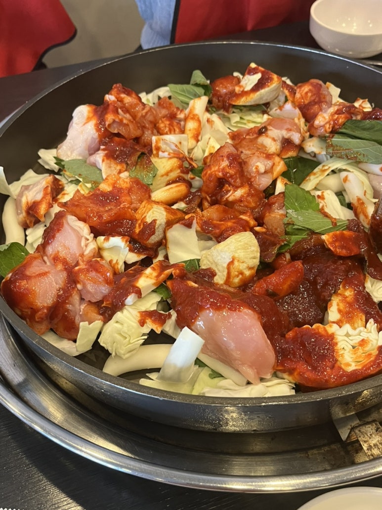 서촌닭갈비 충정로점 이미지