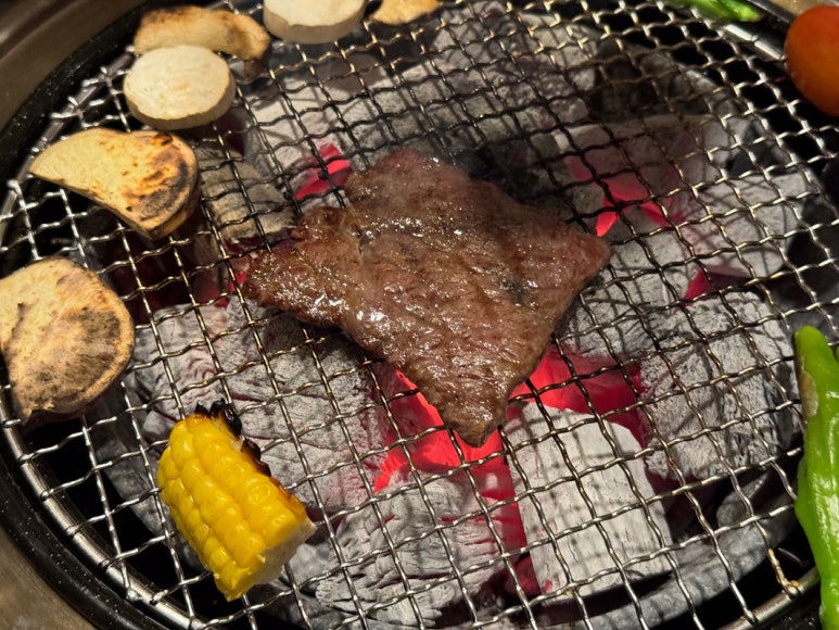 강남생고기 이미지