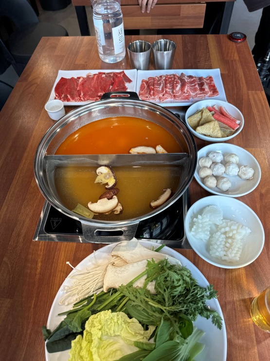 대홍 훠궈 샤브샤브 이미지