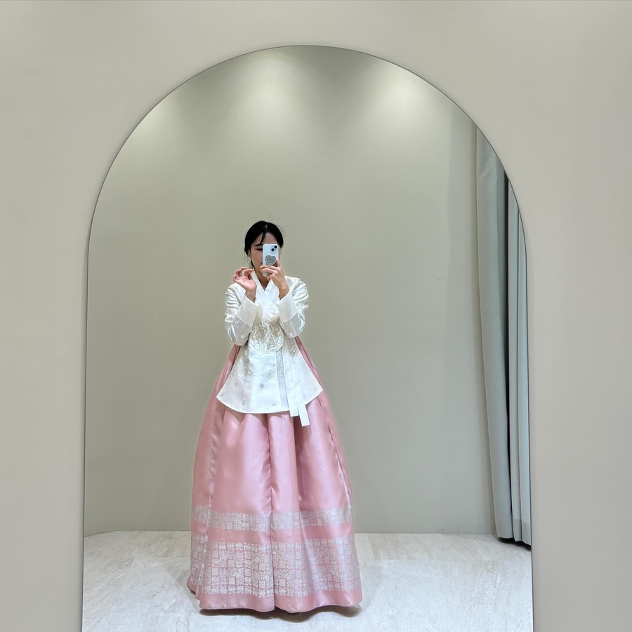 느루한복 이미지