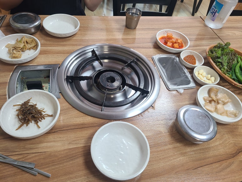 통돼지두루치기 이미지