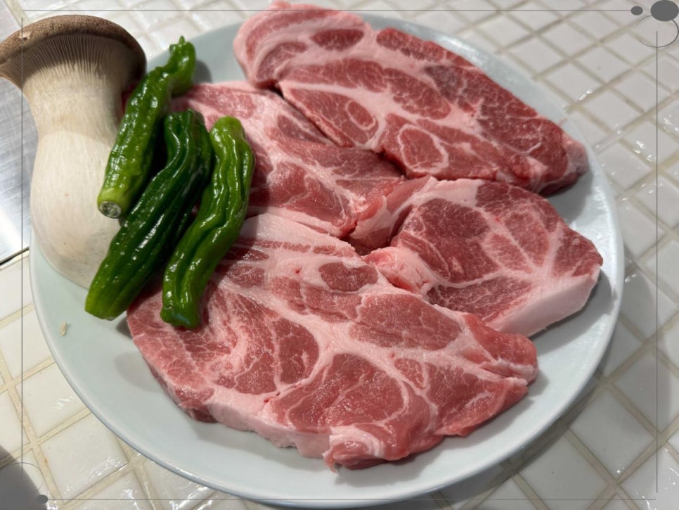 한우고집참숯구이 이미지