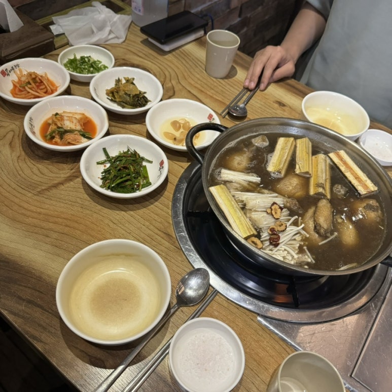 두꺼비옻닭전문 이미지