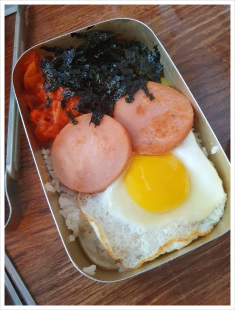 솥뚜껑삼겹살집 이미지