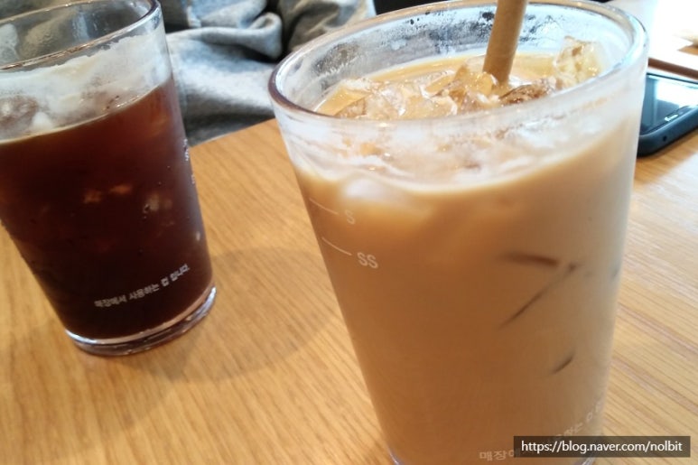 컴포즈커피서울대신양학술정보관3점 이미지