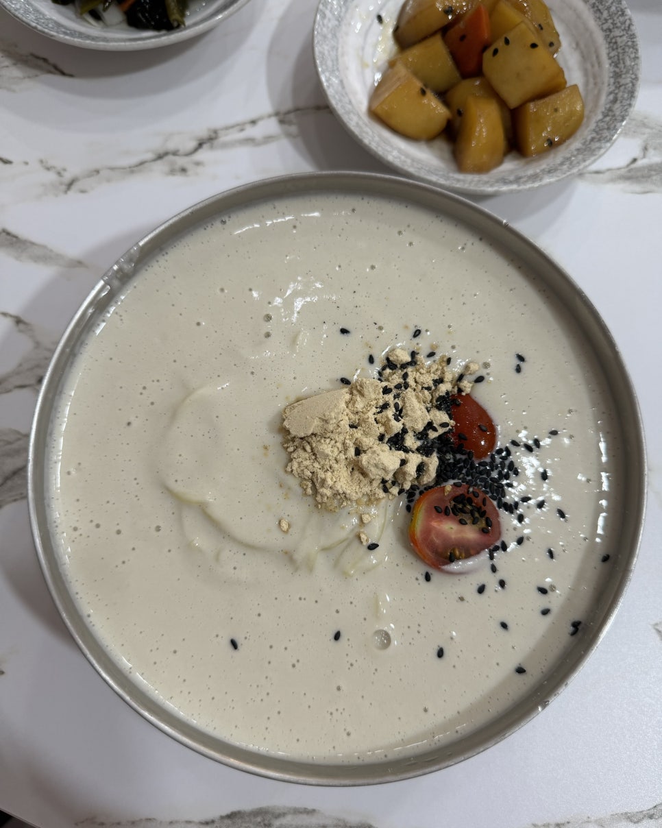맛깔손팥죽 이미지