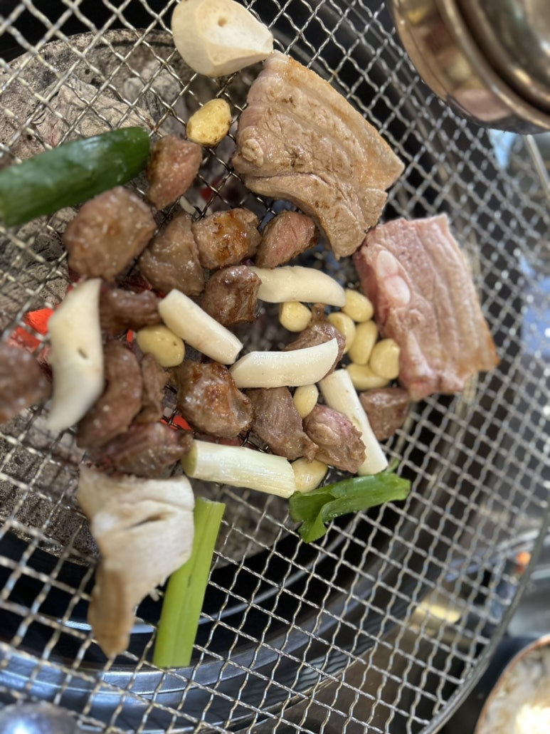 행복한돼지갈비 이미지