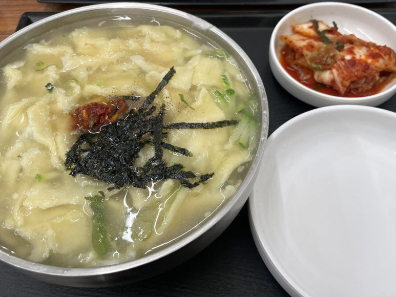 은혜손칼국수칡냉면 이미지