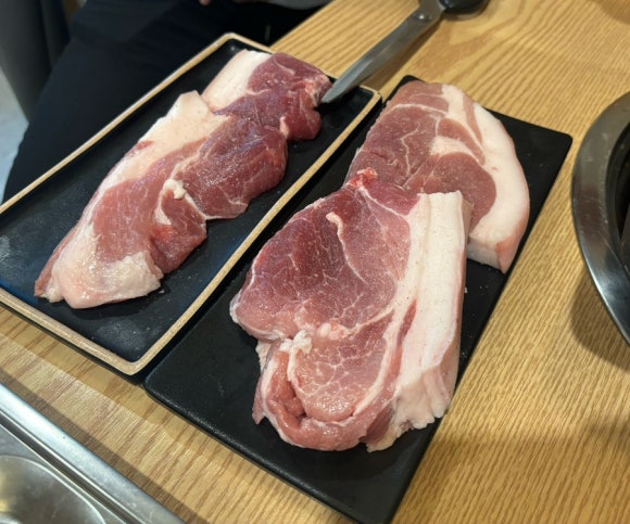 김정육 이미지