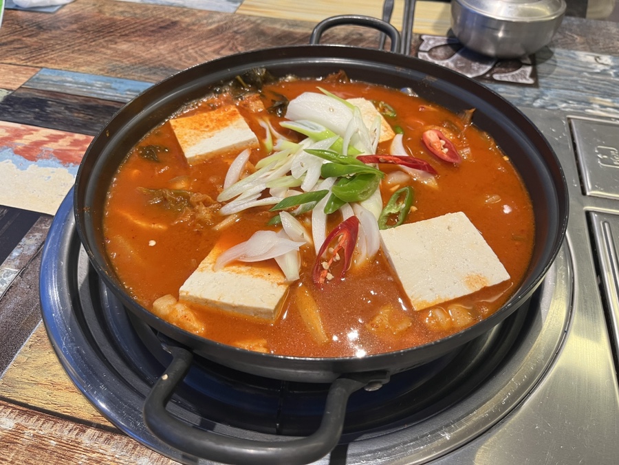 뚠뚠김치찌개 이미지