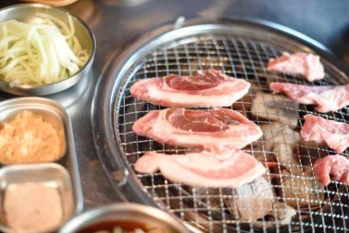 뒷고기냉면 이미지