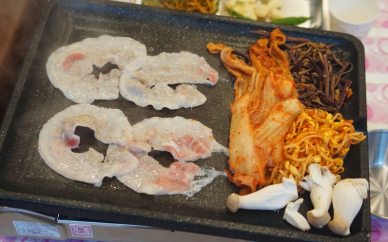 사구대패오구삼겹 이미지