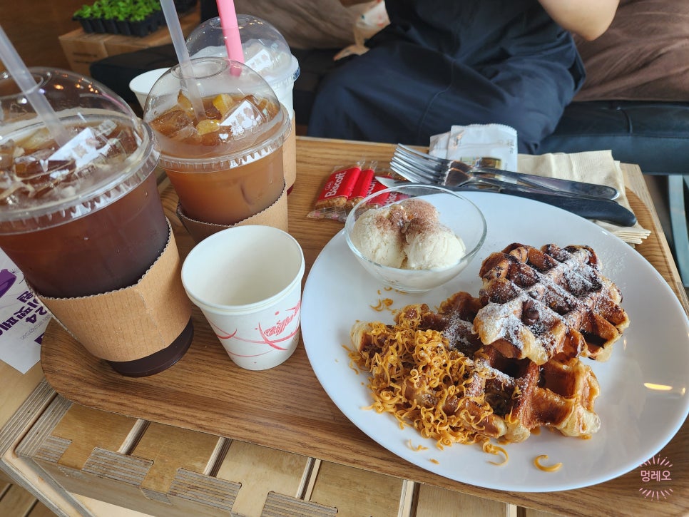 카페험프리즈 이미지