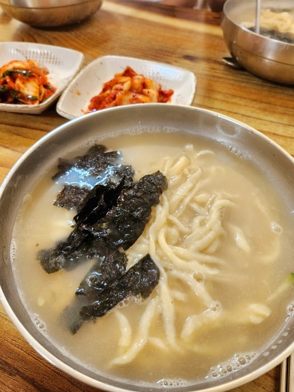 이모네손칼국수 이미지