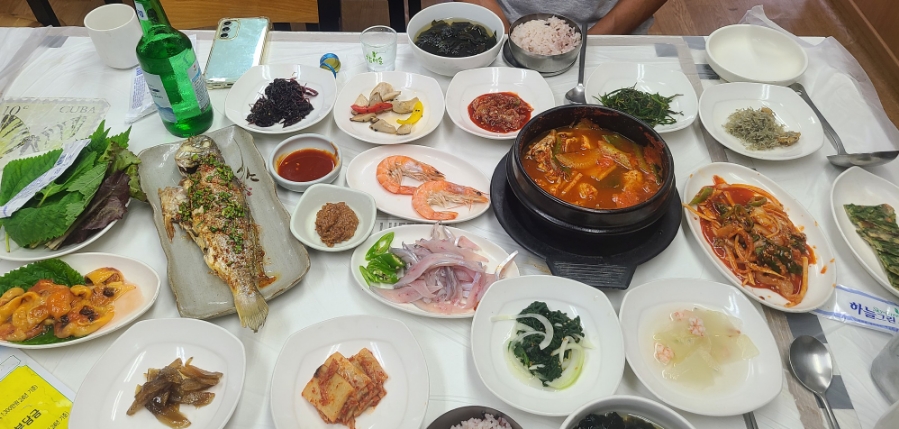파도한정식 이미지