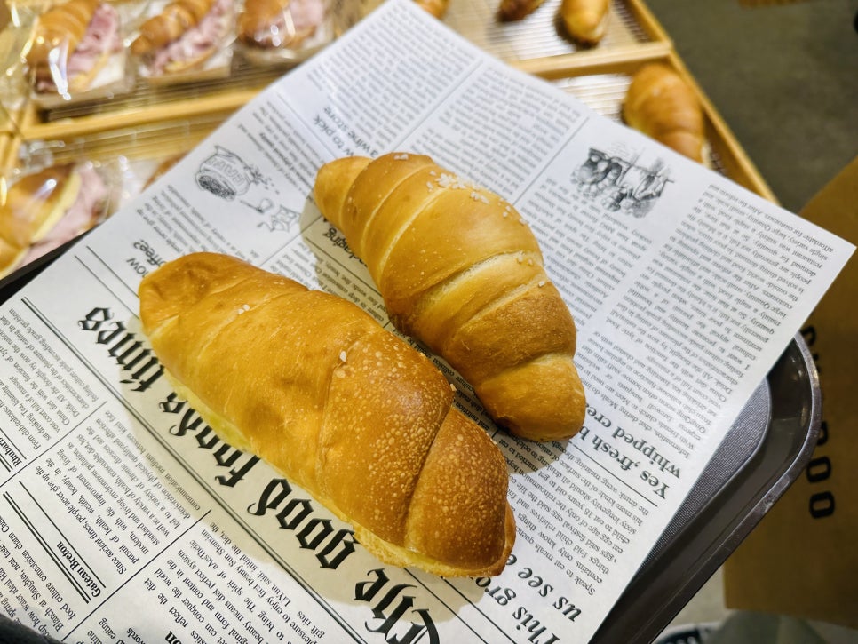 크로아 소금빵 이미지