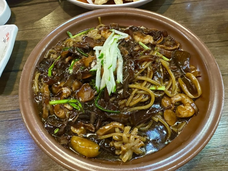 황궁쟁반짜장도원 이미지