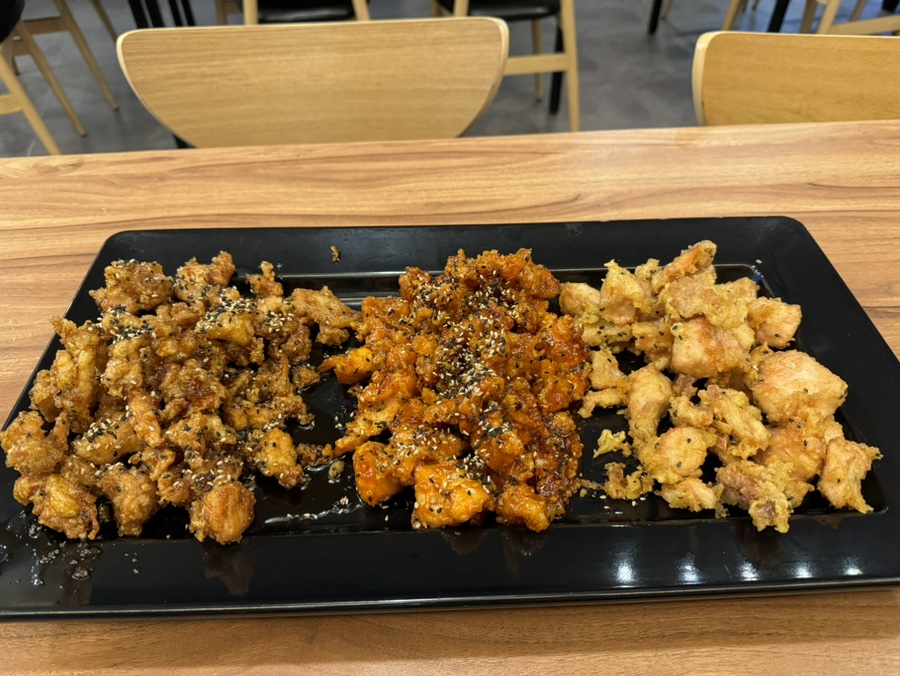 가마솥품은치킨 이미지