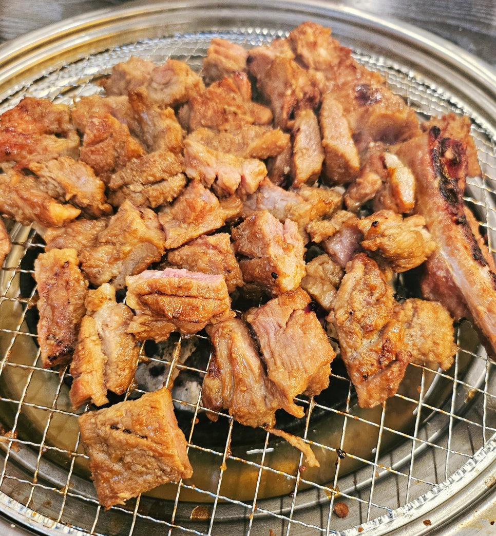 지우돼지갈비 이미지