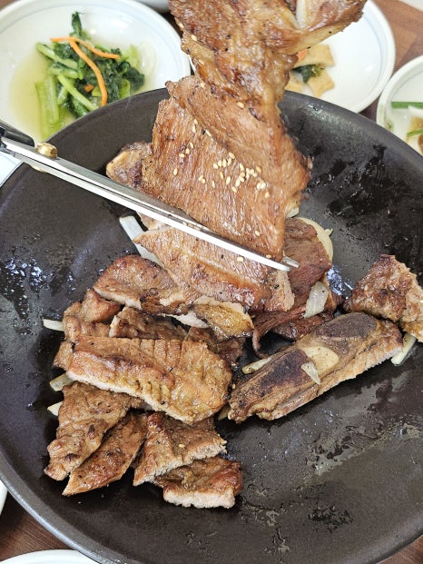 장수촌돼지숯불갈비 이미지