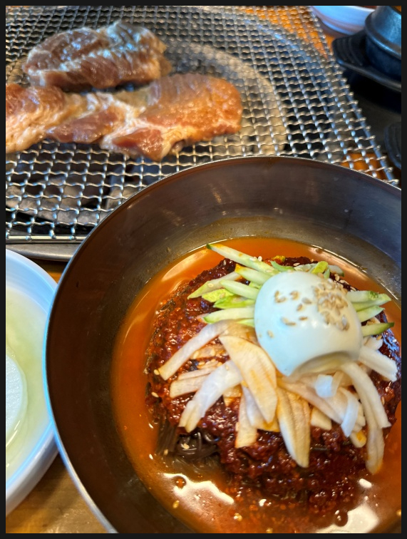 굴다리숯불돼지갈비 이미지