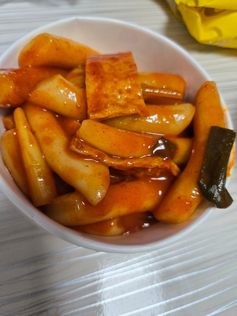 꿀꿀토스트 이미지