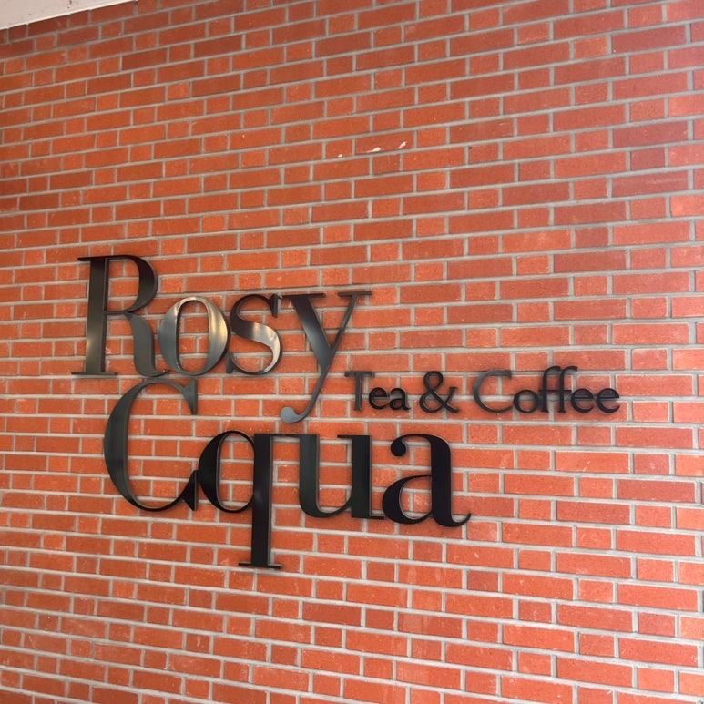 로지쿠아(ROSY CQUA) 이미지