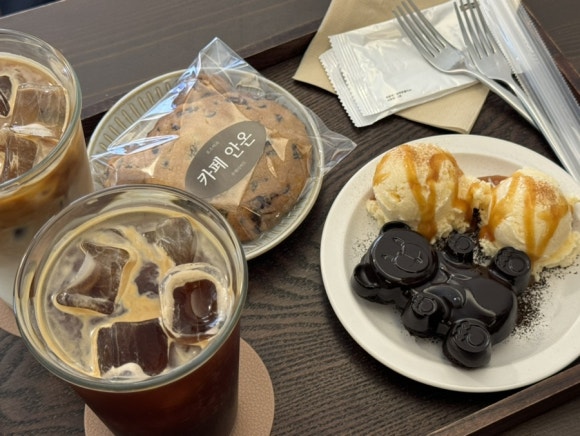 카페 안온 이미지
