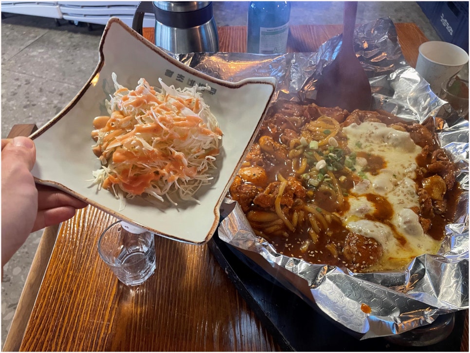 일품숯불닭바베큐 이미지