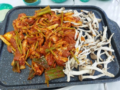 정오리돌판구이 이미지