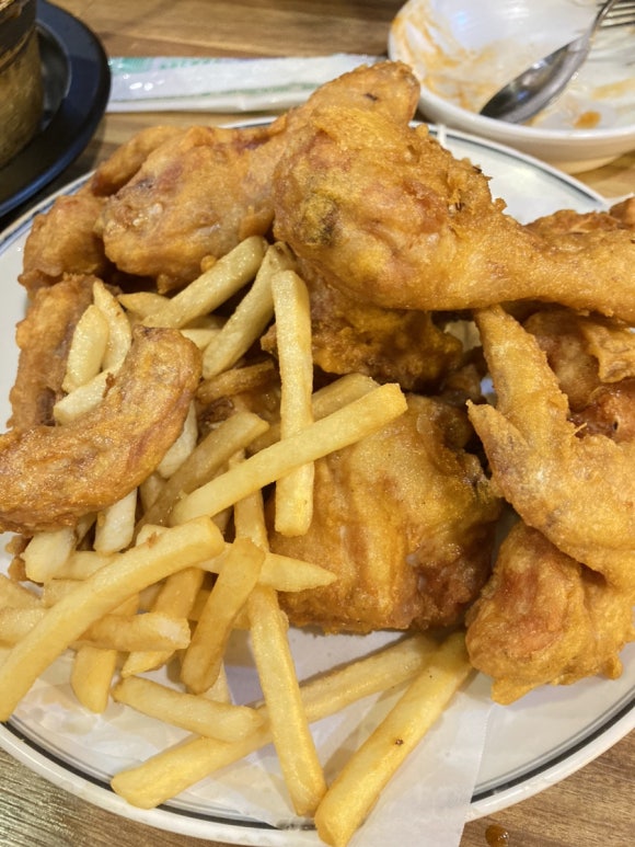아지트치킨호프 이미지