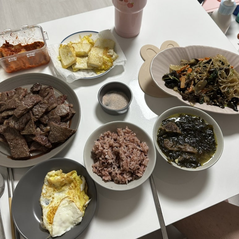 큰손이모네집 이미지