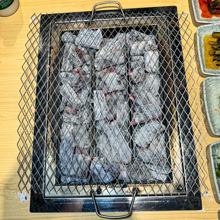 화끈숯불장어 이미지