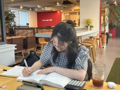 카페원플러스원 프리미엄 이미지