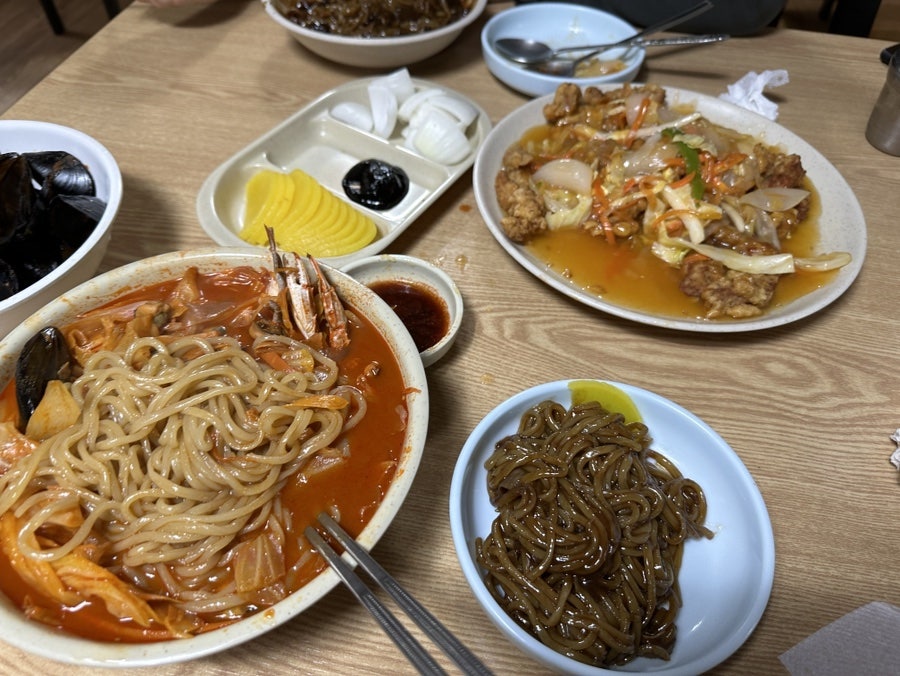 찰로원 이미지
