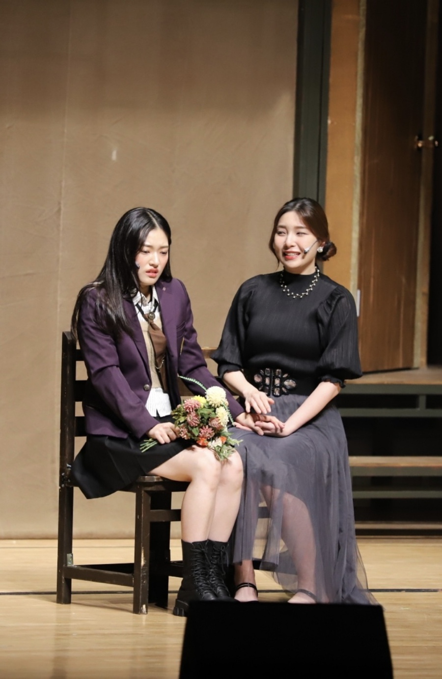 꾼들의공연 이미지