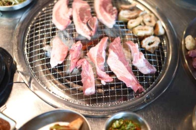 뒷고기냉면 이미지