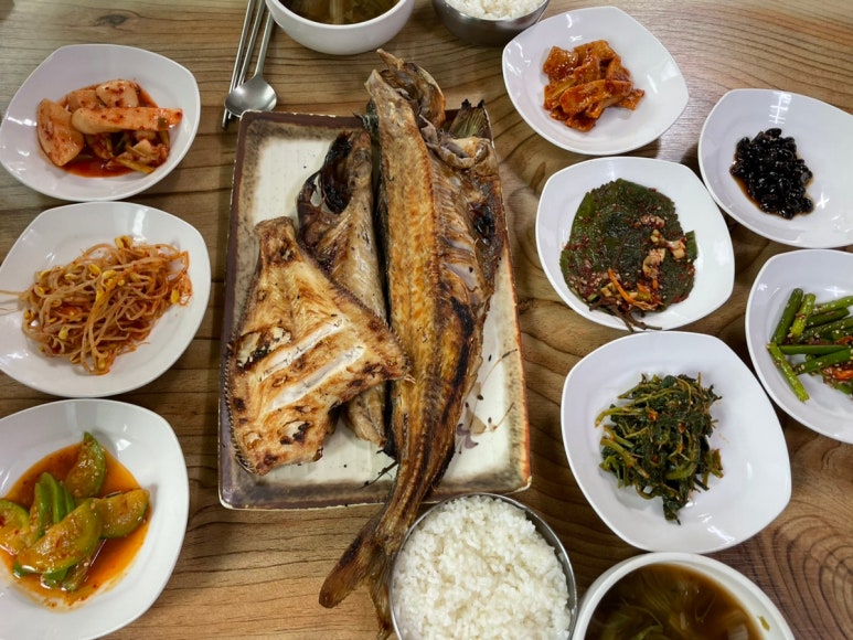 행운실비식당 이미지