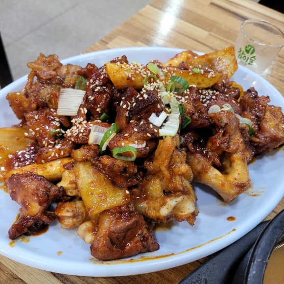 풍년족발 이미지
