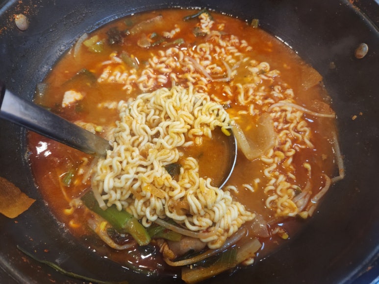 바다양푼이동태탕찜 이미지