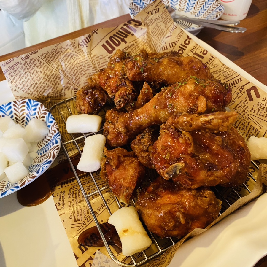 치킨왕 김닭구 이미지