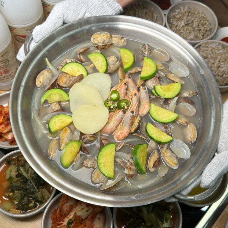 우림칼국수 이미지
