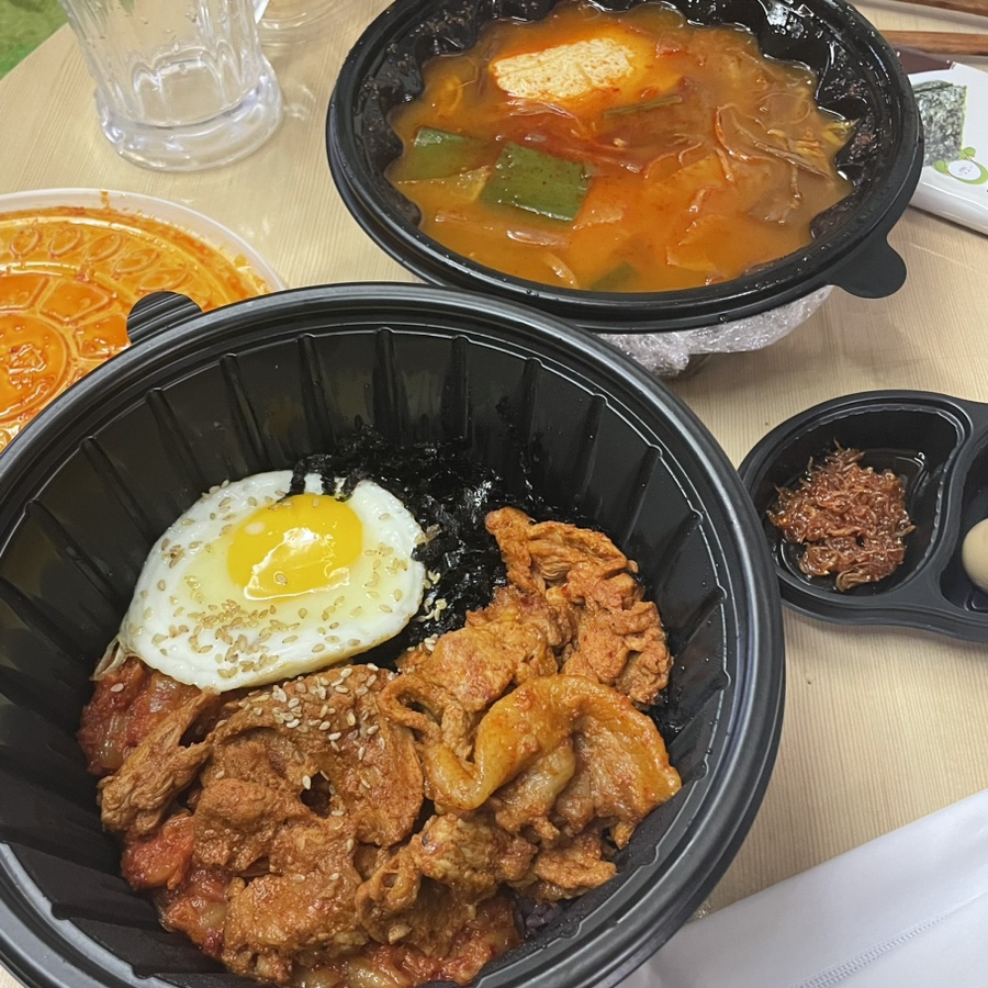 메가혼밥 수원본점 사진 2